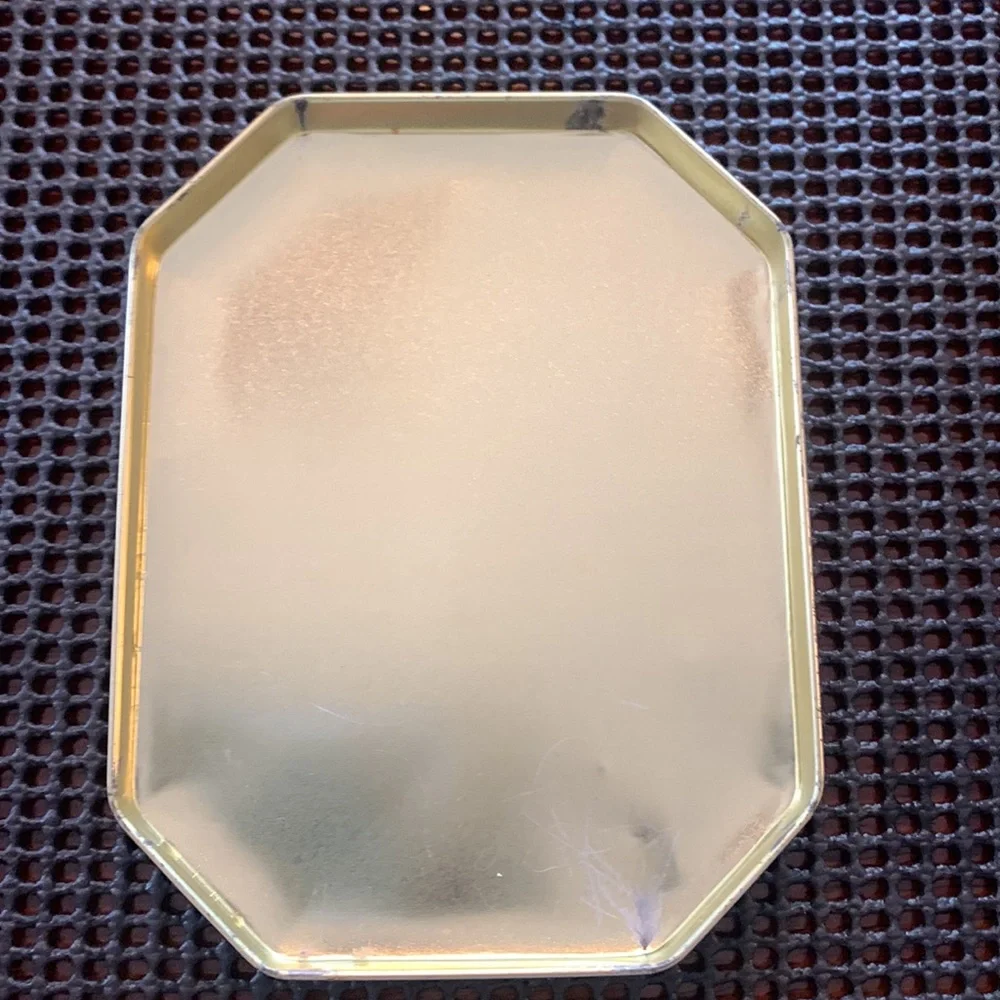 VINTAGE KITCHEN NATIONAL BISCUIT COMPANY UNEEDA 5” BISCUIT TIN - Picture 6 of 6